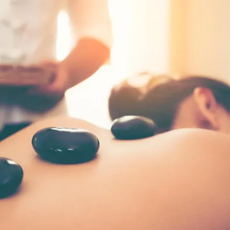 Hudewald & Szálloda