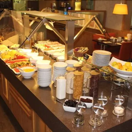 Hudewald & Szálloda 3*