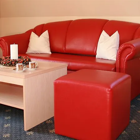 Отель Hudewald & Иккериц